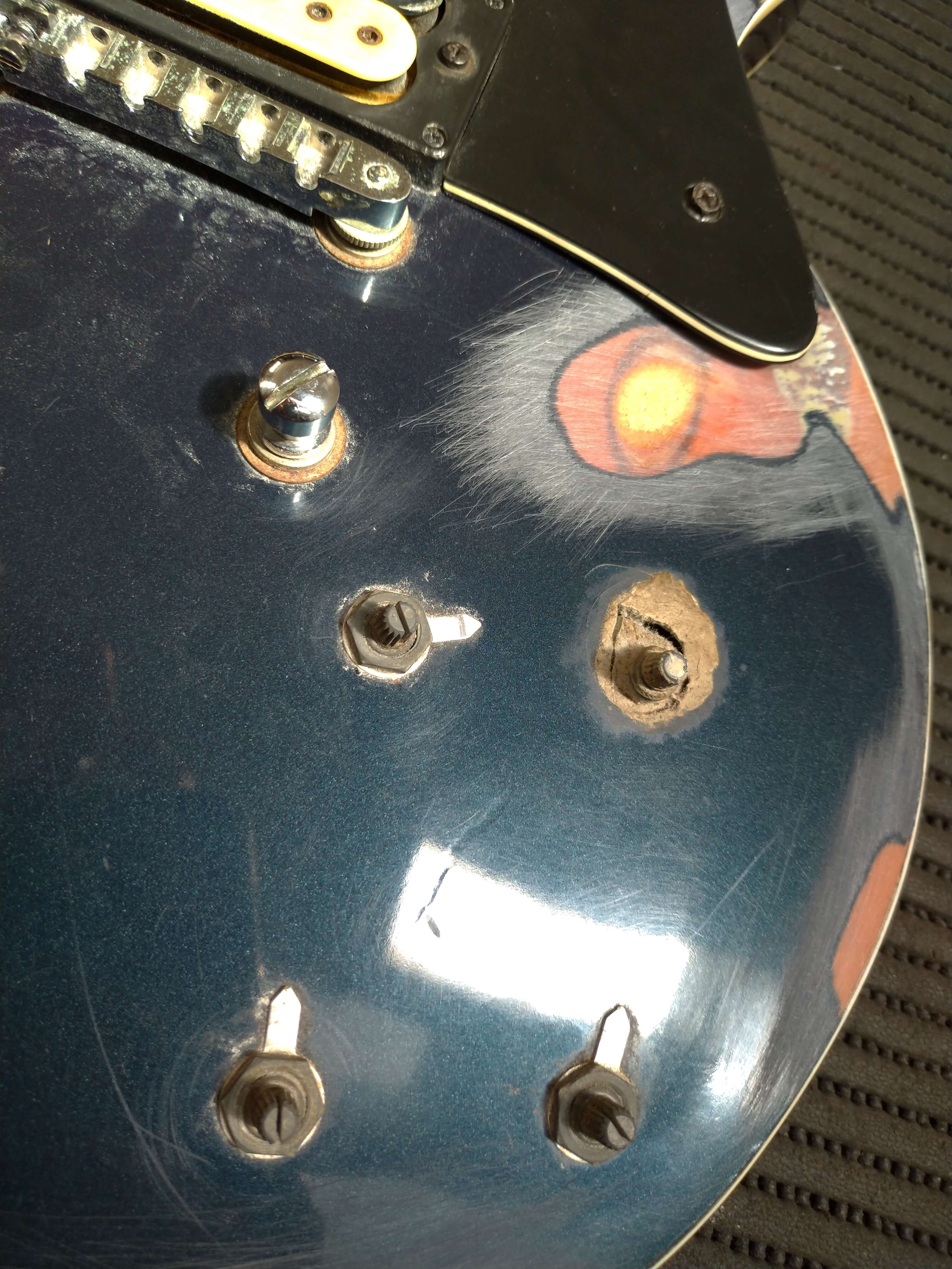 Guitarra Golden Les Paul – Restauração