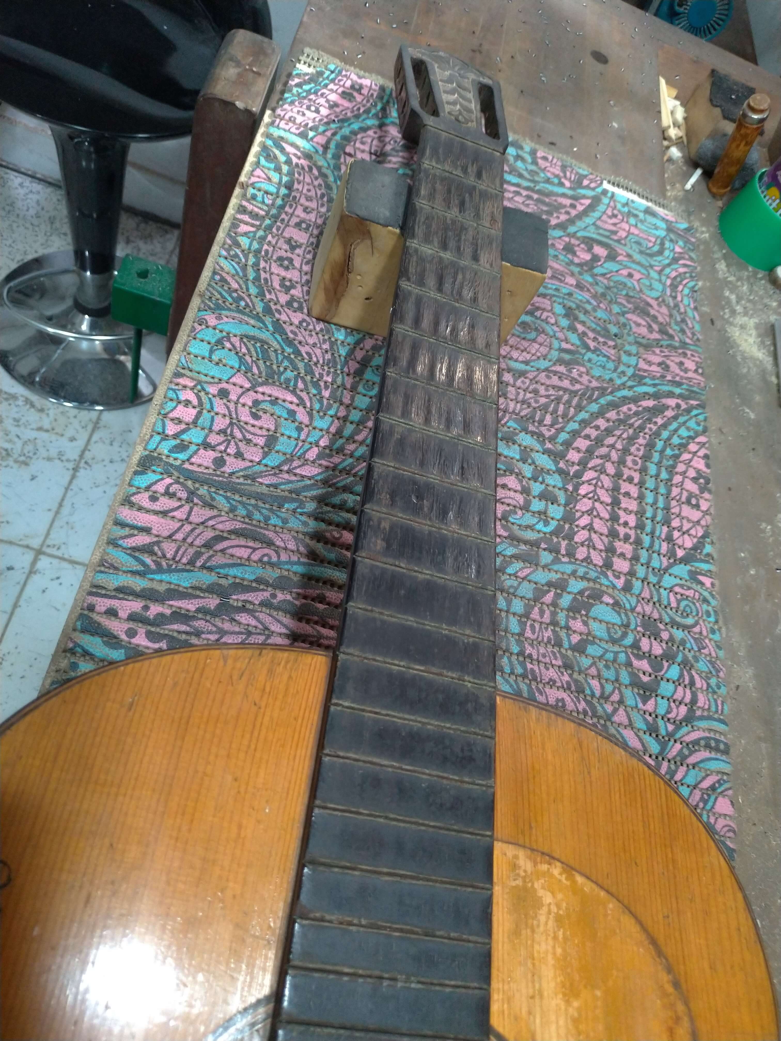 Violão Di Giorgio 1959 – Restauração